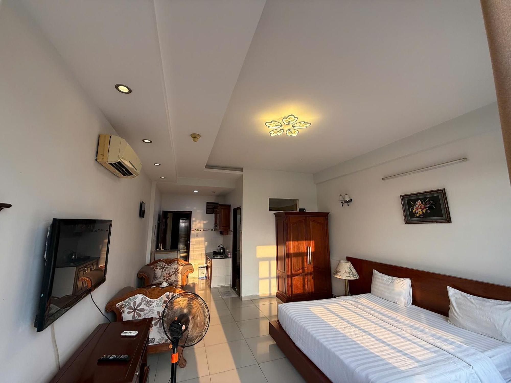 Hoa Phat Hotel & Apartment Ho Şi Min Dış mekan fotoğraf