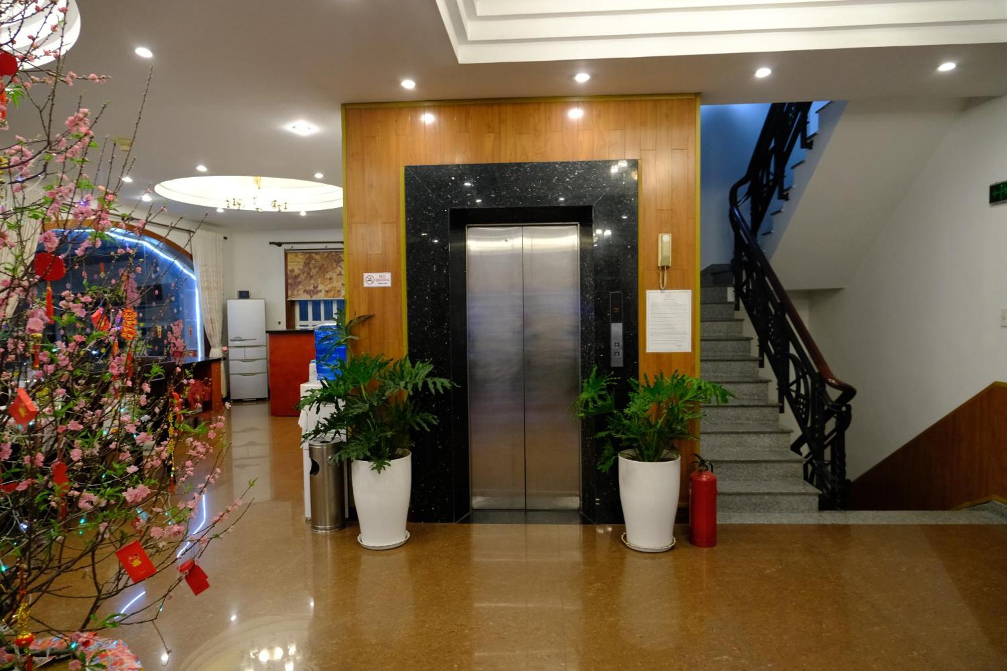 Hoa Phat Hotel & Apartment Ho Şi Min Dış mekan fotoğraf