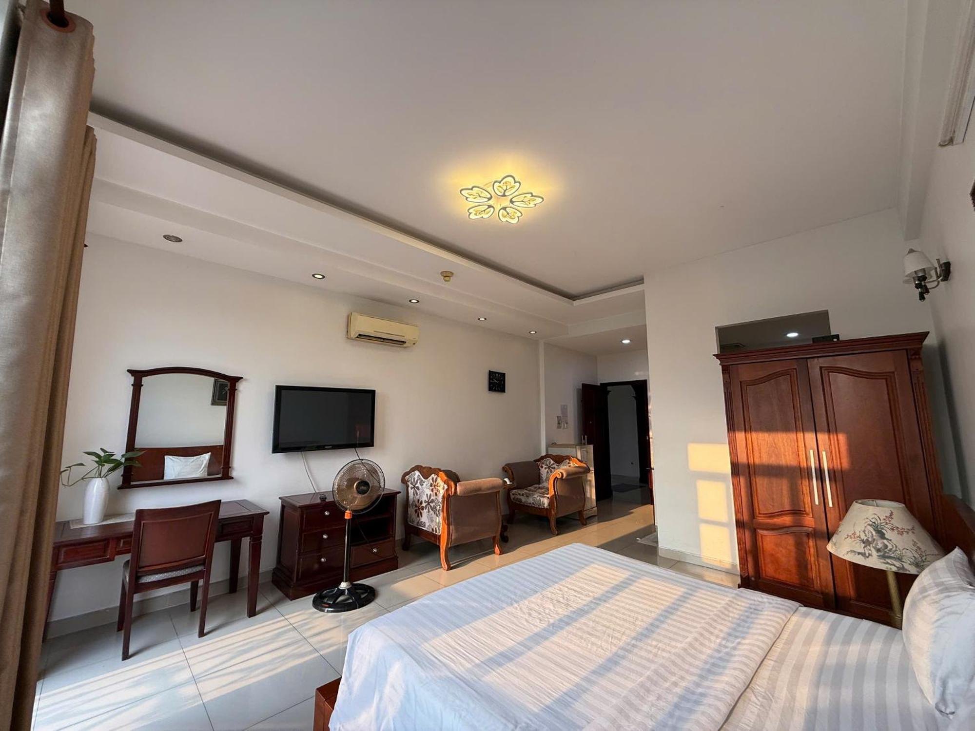 Hoa Phat Hotel & Apartment Ho Şi Min Dış mekan fotoğraf