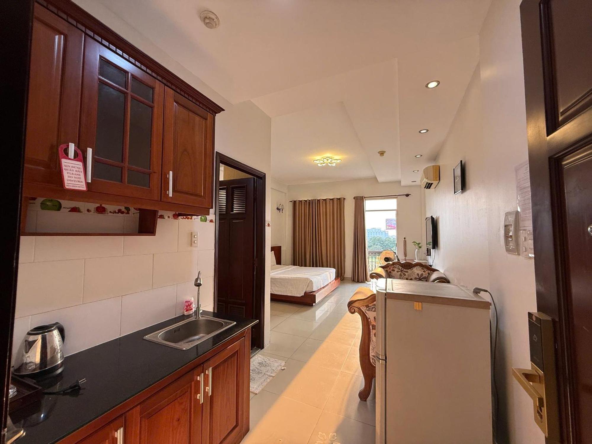 Hoa Phat Hotel & Apartment Ho Şi Min Dış mekan fotoğraf