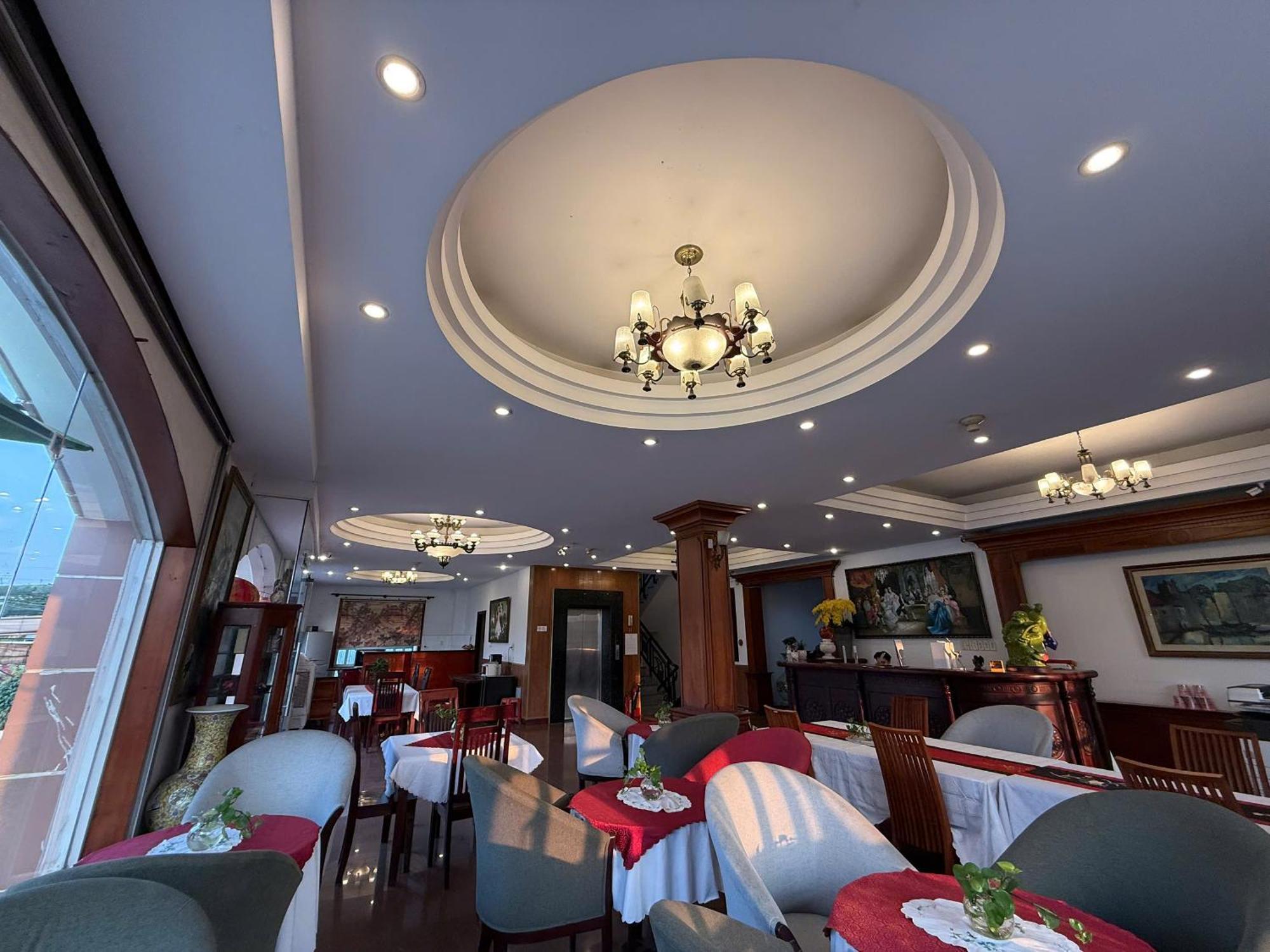 Hoa Phat Hotel & Apartment Ho Şi Min Dış mekan fotoğraf